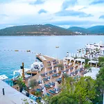وسبا كوم فندق 5*