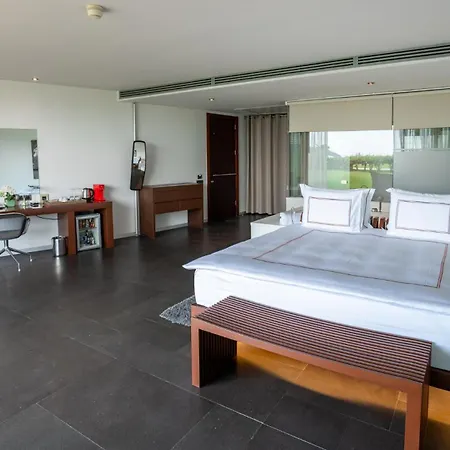 فندق وسبا كوم 5*