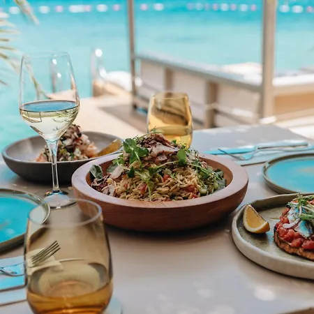 فندق وسبا كوم 5*