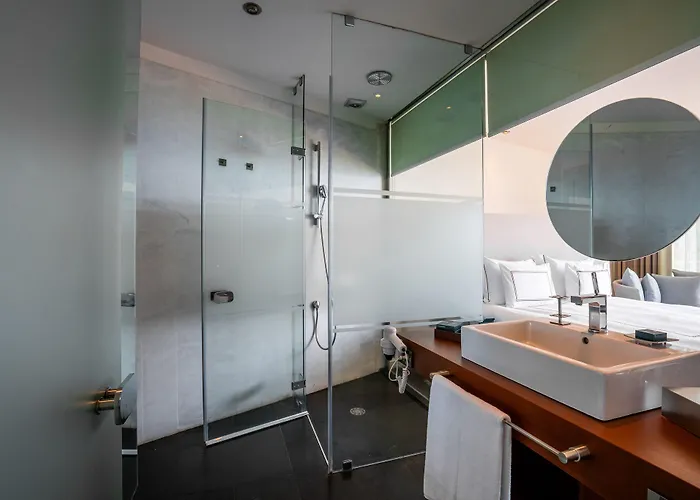 Kuum & Hotel 5*